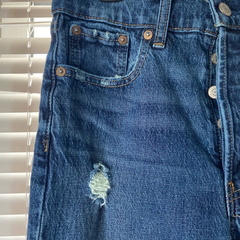 GAP Cheeky Straight High Rise Medium Wash Button-Fly Denim Distressed Jean 2/26” - Picture 6 of 13
